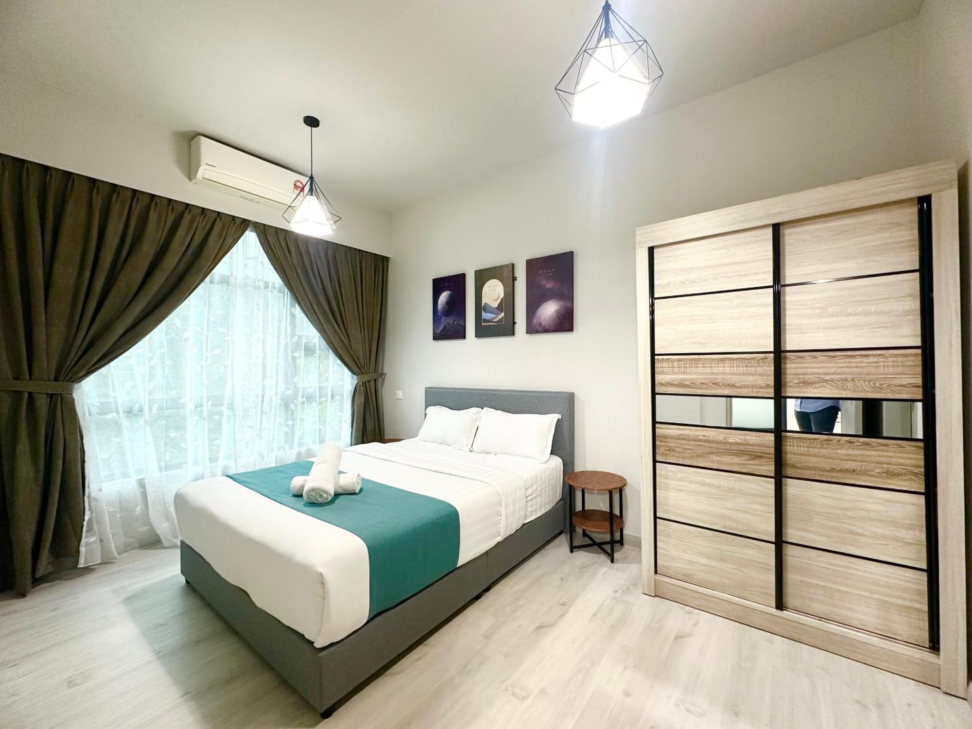 Apartment Sunset Seaview Vacation @ Jesselton Quay Kota Kinabalu