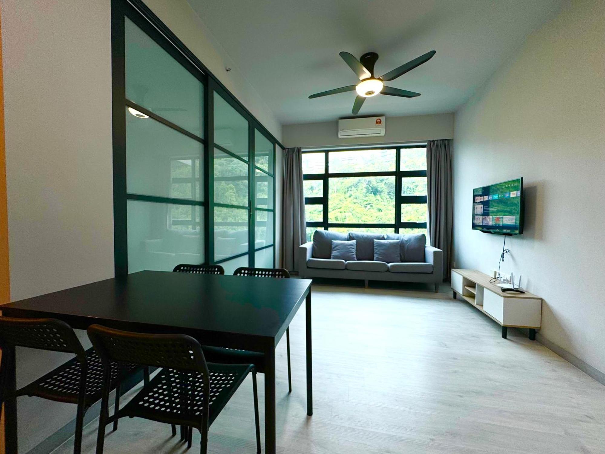 Apartment Sunset Seaview Vacation @ Jesselton Quay Kota Kinabalu