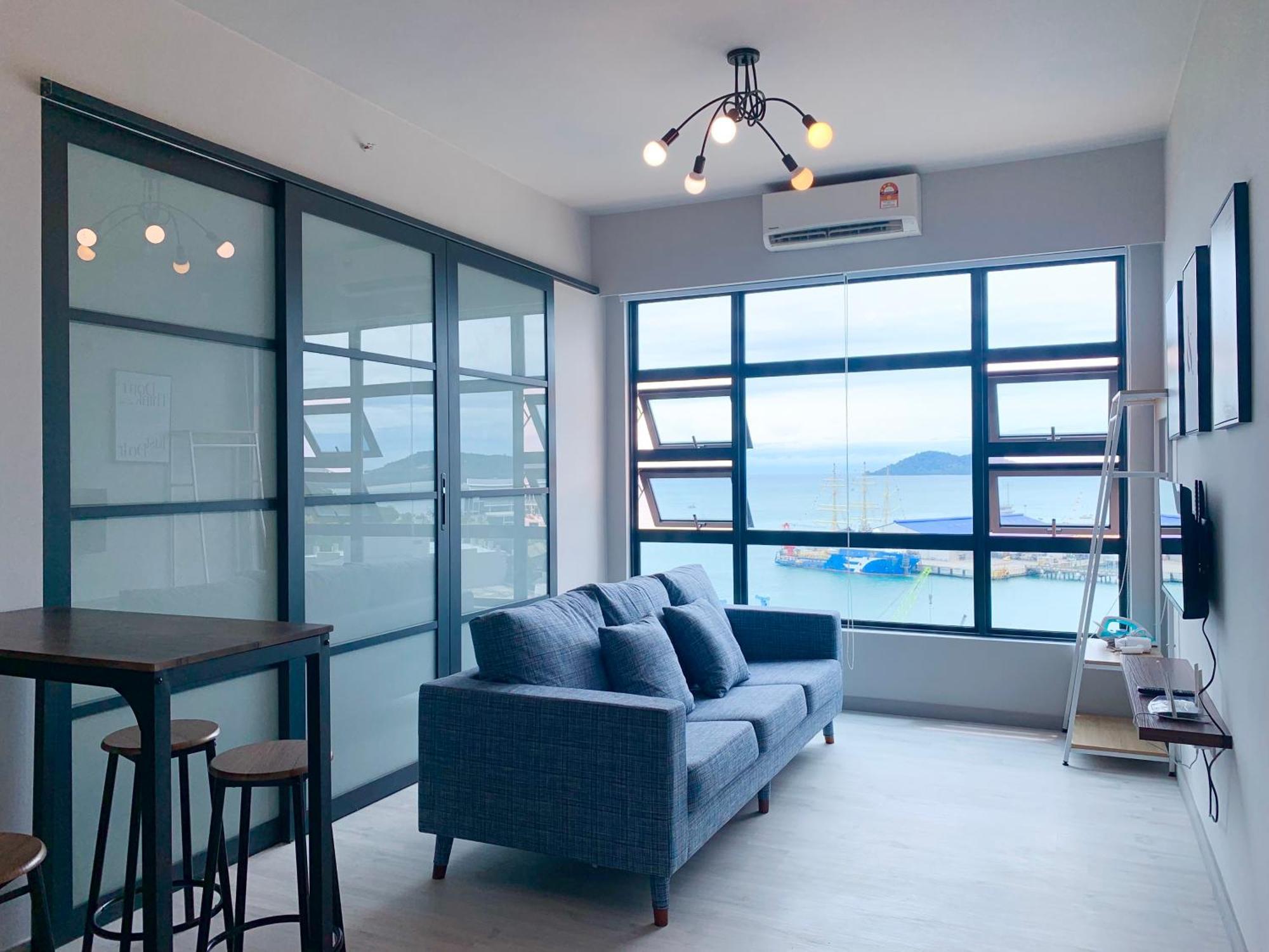 Apartment Sunset Seaview Vacation @ Jesselton Quay