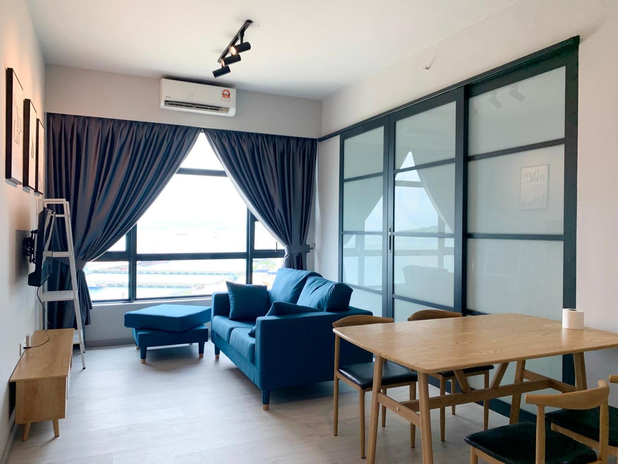 Apartment Sunset Seaview Vacation @ Jesselton Quay